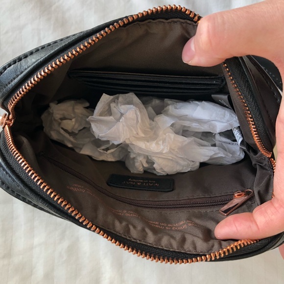 MATT & NAT VEGAN BLACK LEATHER ROSE GOLD PARIS BELT BAG - Picture 5 of 12